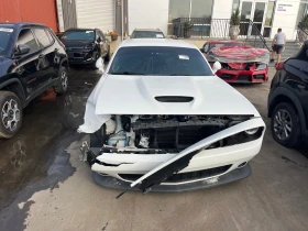 Dodge Challenger 5.7 HEMI V8| ПОДГРЕВ| REMOTE START| ОЧАКВАН ВНОС, снимка 2