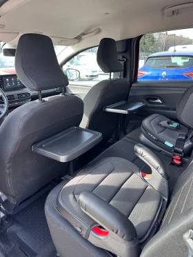 Dacia Jogger EXTREME ECO-G 100 Бензин/ГАЗ, снимка 6
