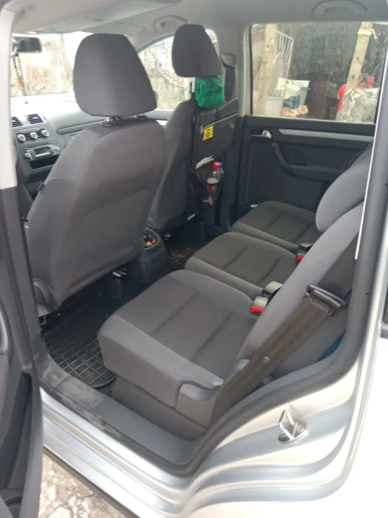 VW Touran, снимка 7 - Автомобили и джипове - 49524453