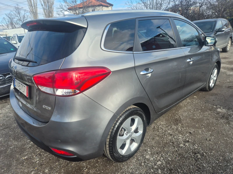 Kia Carens 1.7CRDI/7 места, снимка 6 - Автомобили и джипове - 52702449