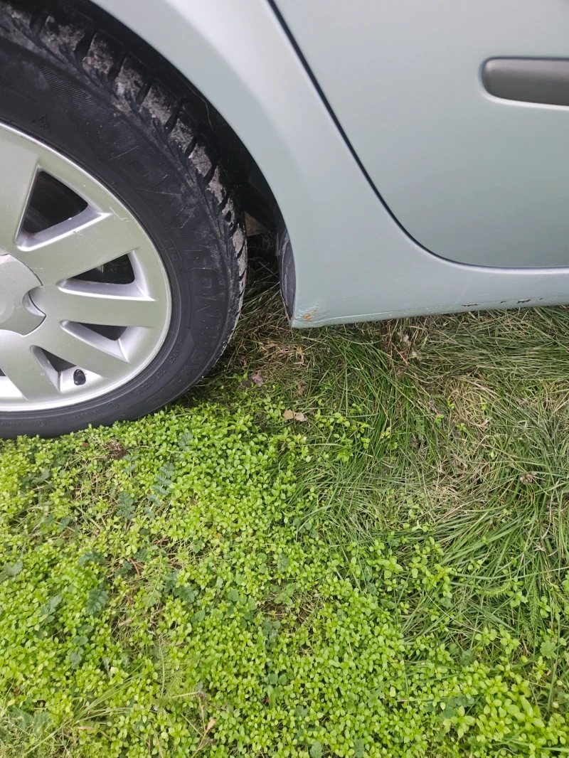 Renault Laguna, снимка 11 - Автомобили и джипове - 53107193