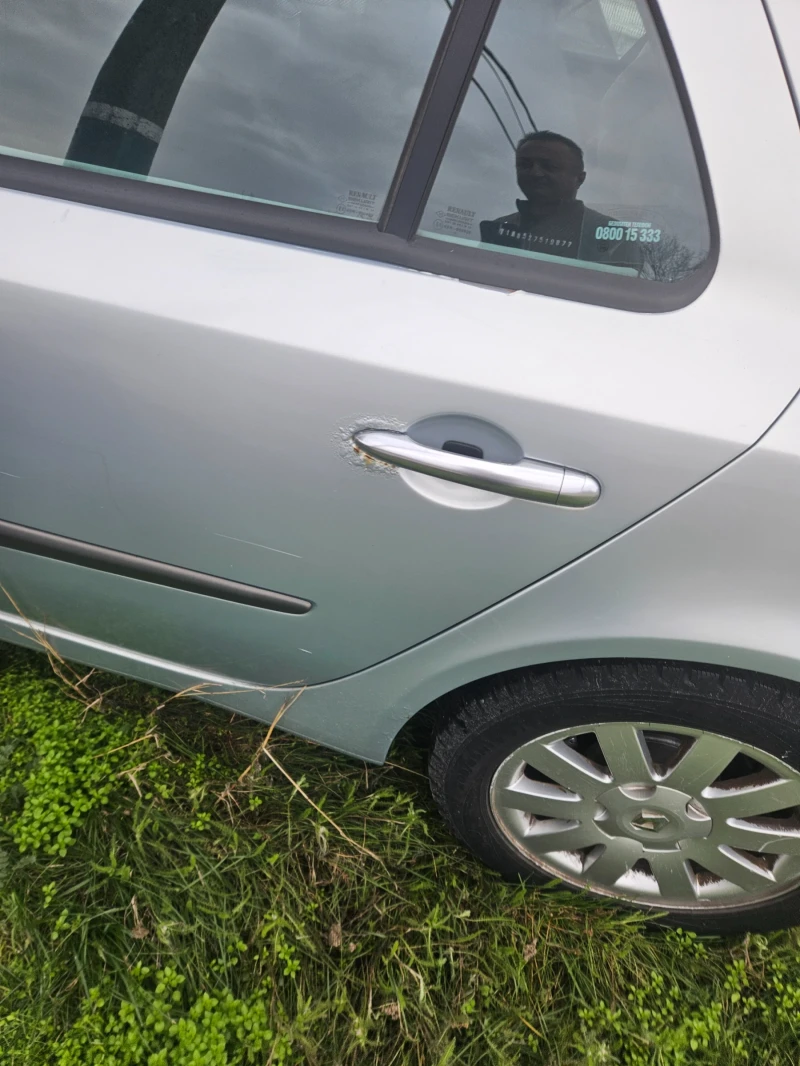 Renault Laguna, снимка 10 - Автомобили и джипове - 53107193