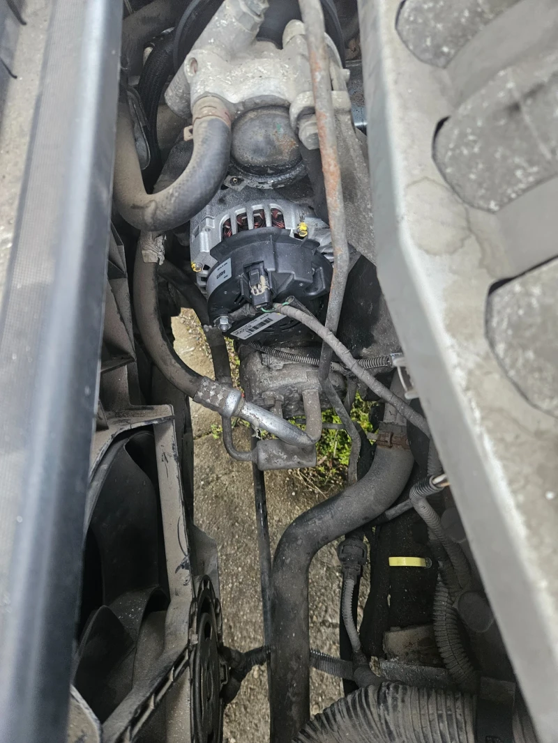 Renault Laguna, снимка 6 - Автомобили и джипове - 53107193