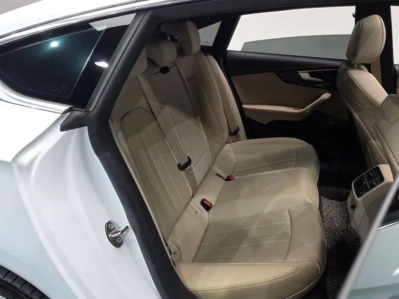 Audi A5 2.0 TDI Quattro, снимка 10 - Автомобили и джипове - 55032453