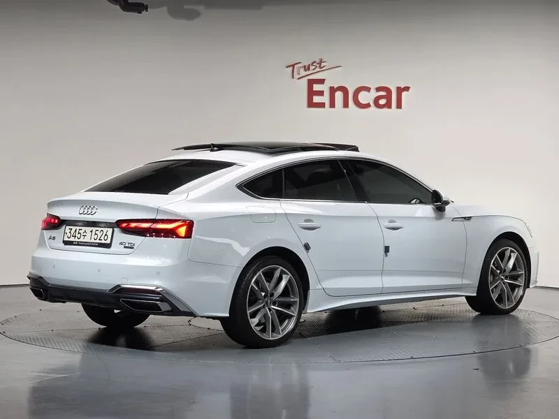 Audi A5 2.0 TDI Quattro, снимка 2 - Автомобили и джипове - 55032453