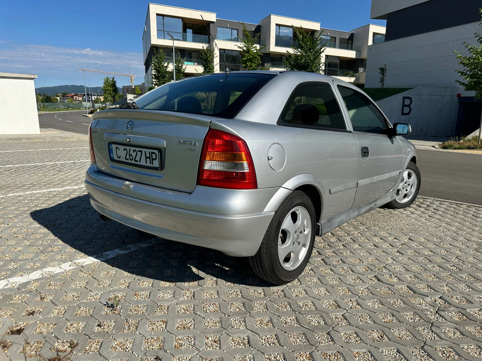 Opel Astra EDITION 2000 - изображение 4