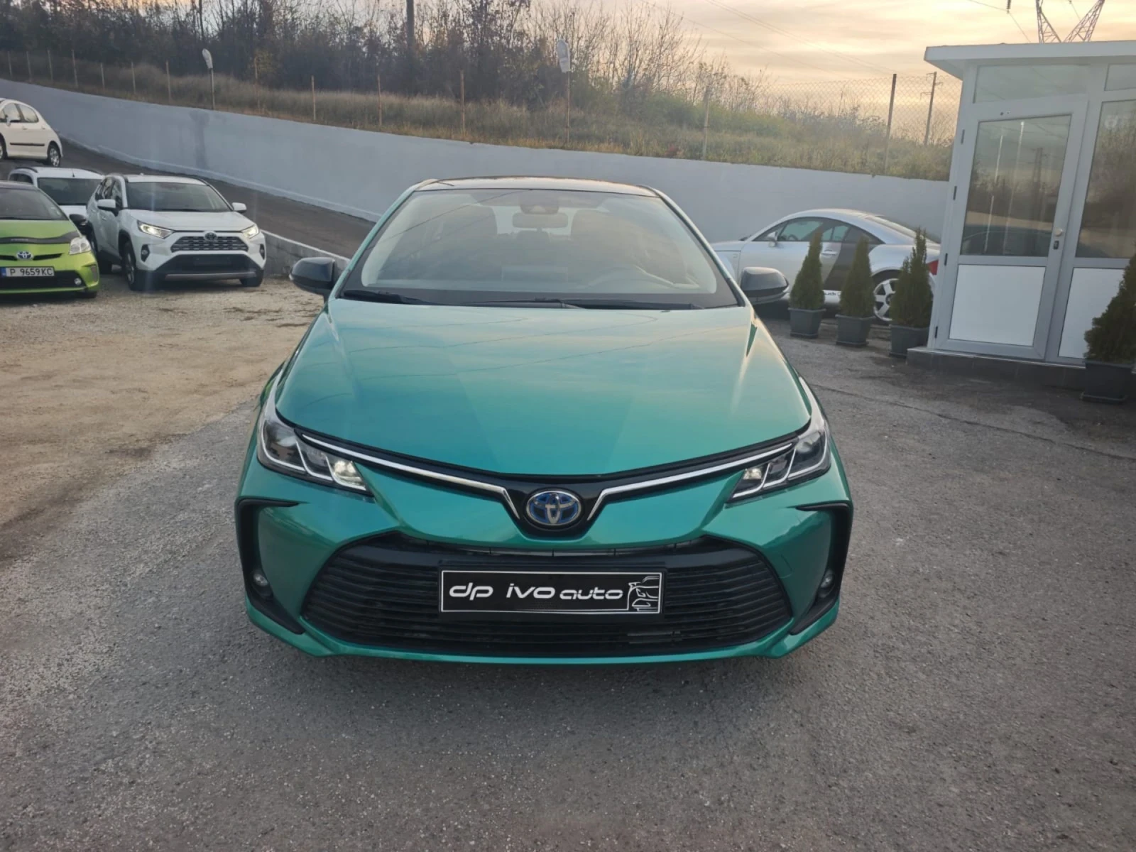 Toyota Corolla 1.8 HYBRID* ГАЗ* СУПЕР ОФЕРТА*  - изображение 7