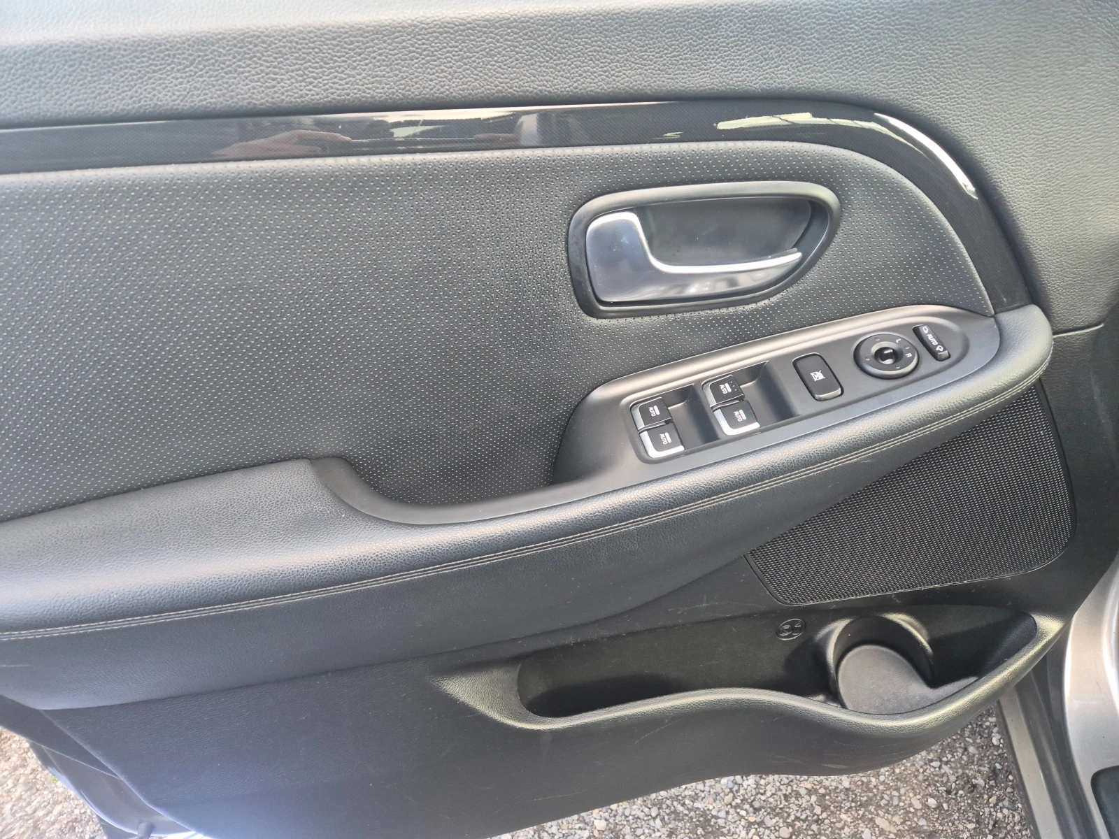 Kia Carens 1.7CRDI/7  | Mobile.bg   16