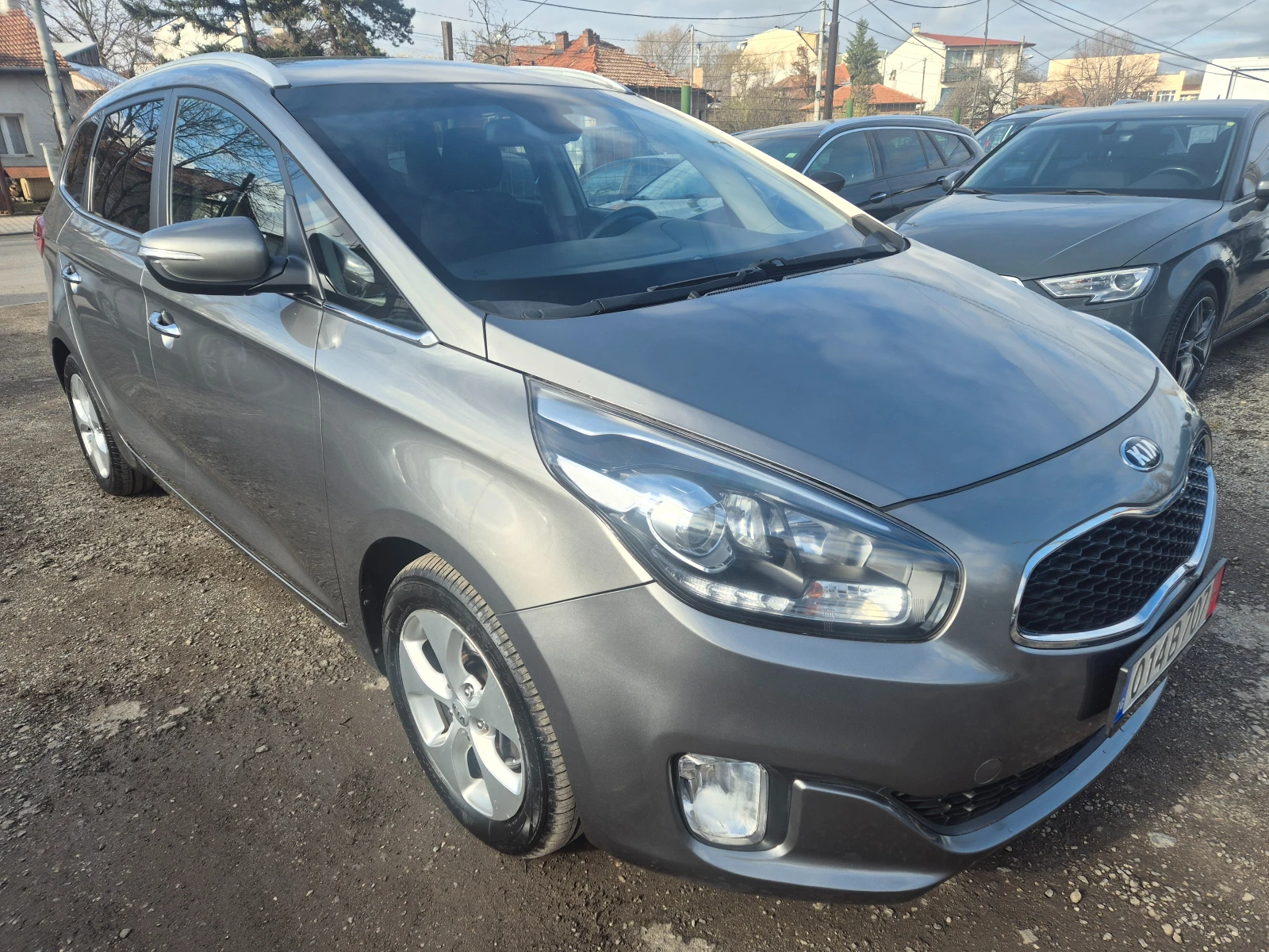 Kia Carens 1.7CRDI/7 места - изображение 3