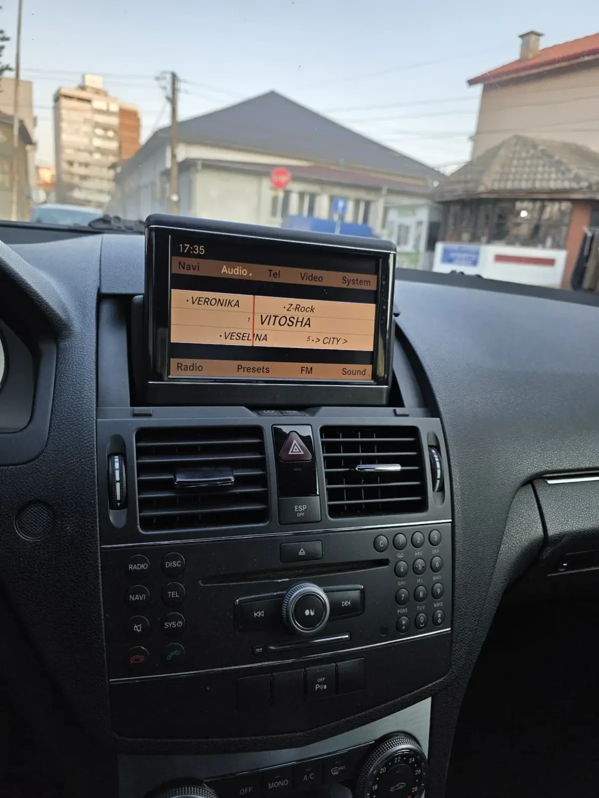 Mercedes-Benz C 220, снимка 6 - Автомобили и джипове - 53738046