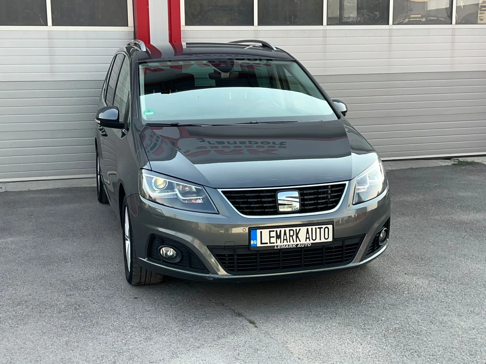 Seat Alhambra 1.4I AUTOMATIK DSG KEY LESS NAVI KAMERA 7-МЕСТНА, снимка 3 - Автомобили и джипове - 54564986