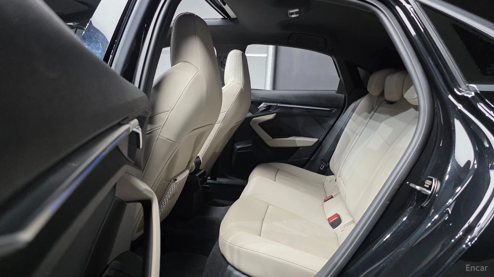 Audi A3 Premium* 40TFSI* MATRIX* DISTRONIC* КАМЕРА* , снимка 11 - Автомобили и джипове - 55595274