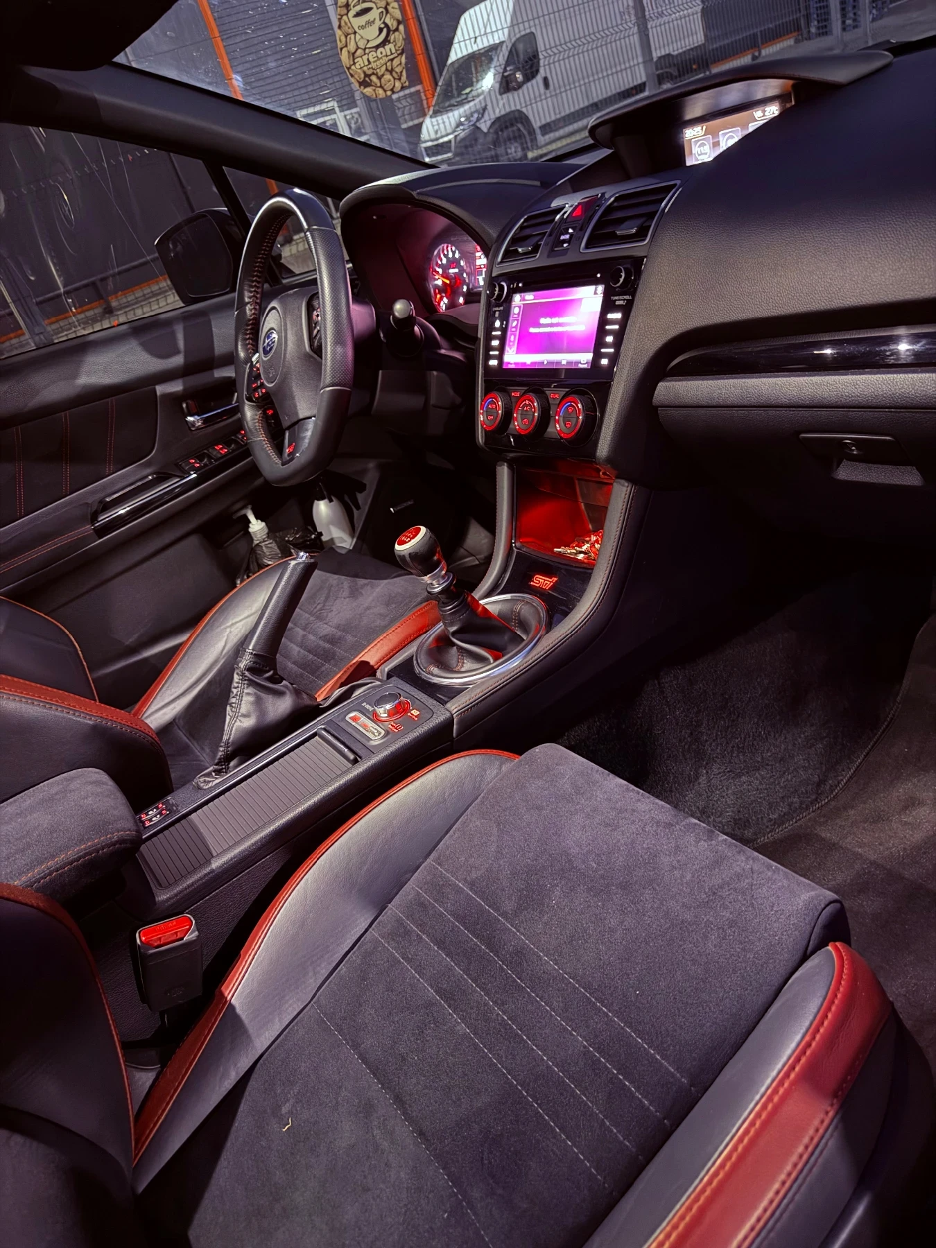 Subaru Impreza 2.5 T. STI, снимка 10 - Автомобили и джипове - 55629255