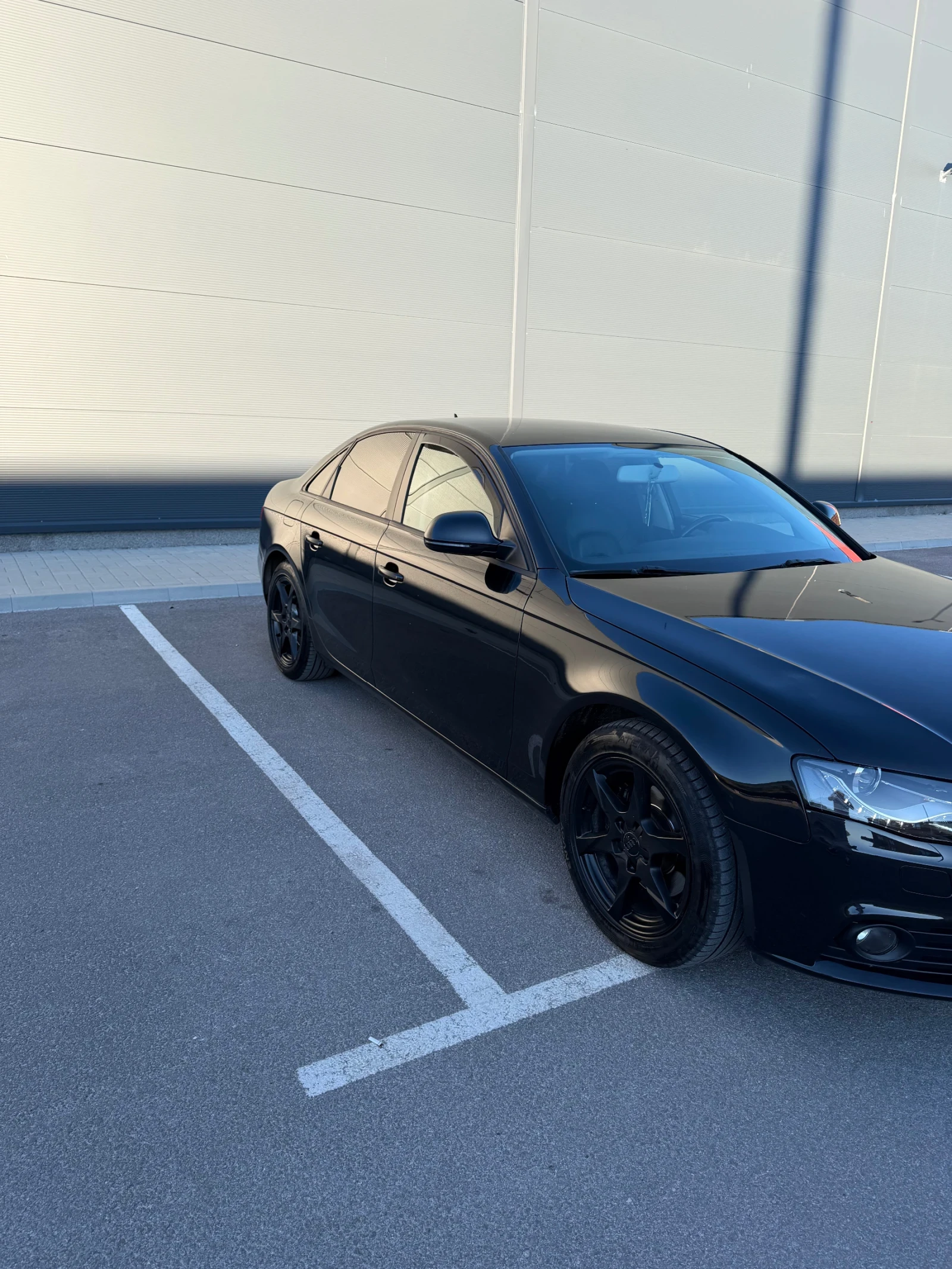 Audi A4 2.0 TDI, снимка 3 - Автомобили и джипове - 56349128