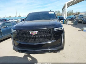 Cadillac Escalade ESV 4WD* PREMIUM LUXURY* ПАНОРАМА* ТЕЛЕВИЗОРИ* , снимка 11