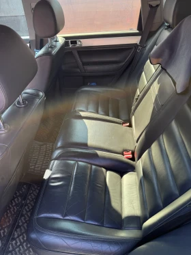 VW Touareg 7L, 4.2 бензин, снимка 10