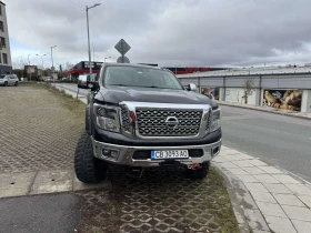 Nissan Titan crew cab XD    SL4X4, снимка 1