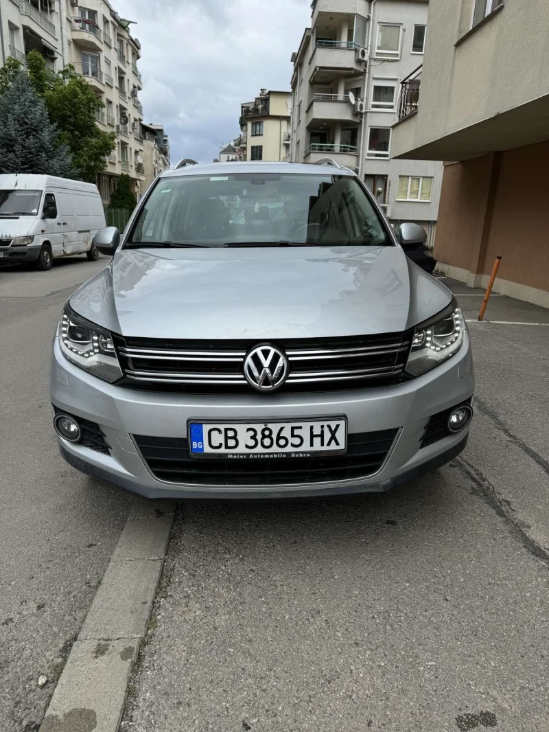 VW Tiguan, снимка 1 - Автомобили и джипове - 48024587