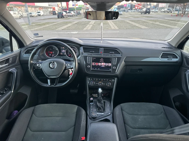 VW Tiguan, снимка 11 - Автомобили и джипове - 48523547