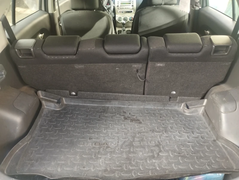 Toyota Urban Cruiser, снимка 5 - Автомобили и джипове - 52842072