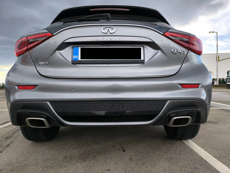 Infiniti Q30 S 2.0T AWD, снимка 4 - Автомобили и джипове - 53238002