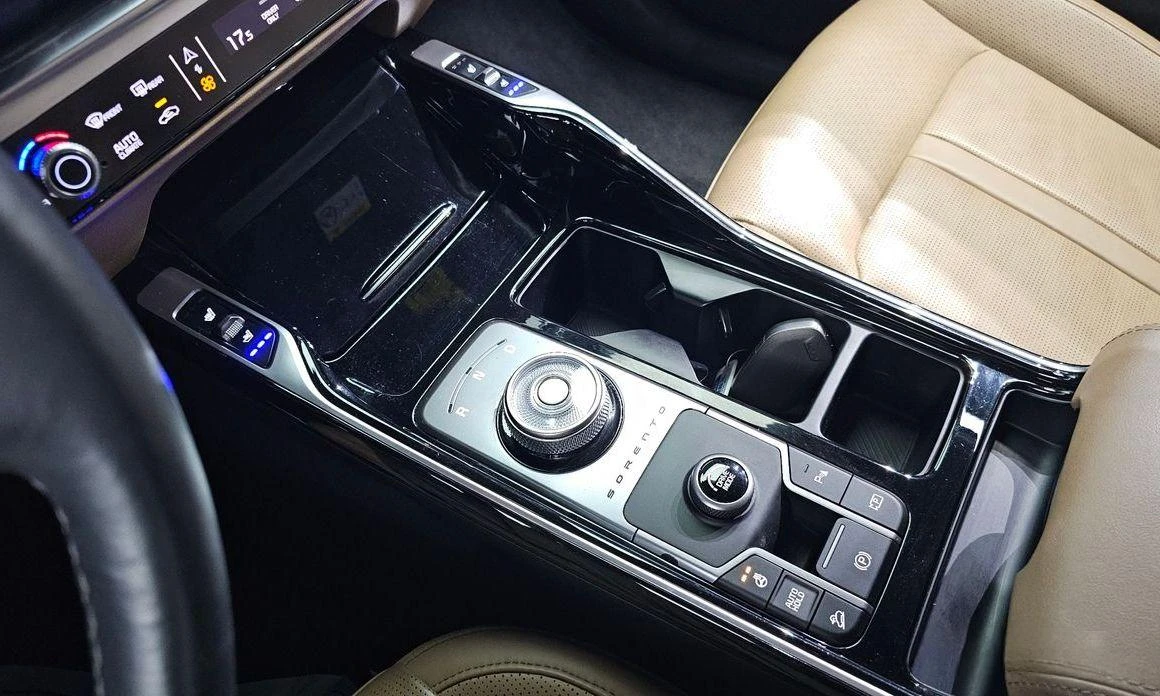 Kia Sorento HEV 1.6 2WD Prestige * НАЙ-ДОБРА ЦЕНА В БЪЛГАРИЯ*  - изображение 9