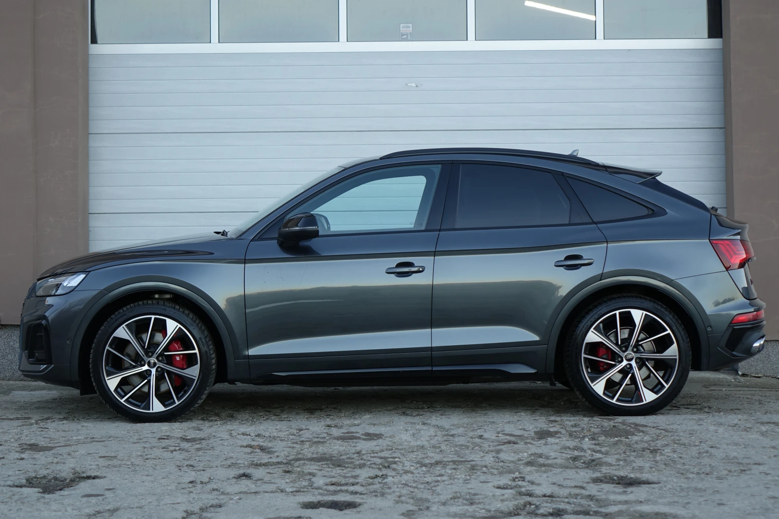 Audi SQ5  3XS-LINE* CARBON* RS* DIGITAL OLED LIGHT* B&O* 36 - изображение 3