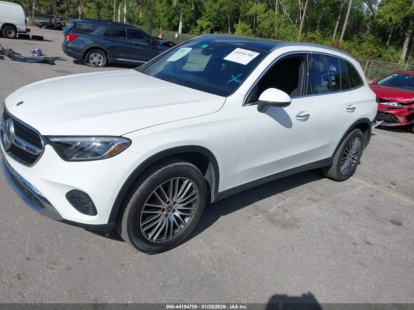 Mercedes-Benz GLC 300 2l Suv - изображение 2