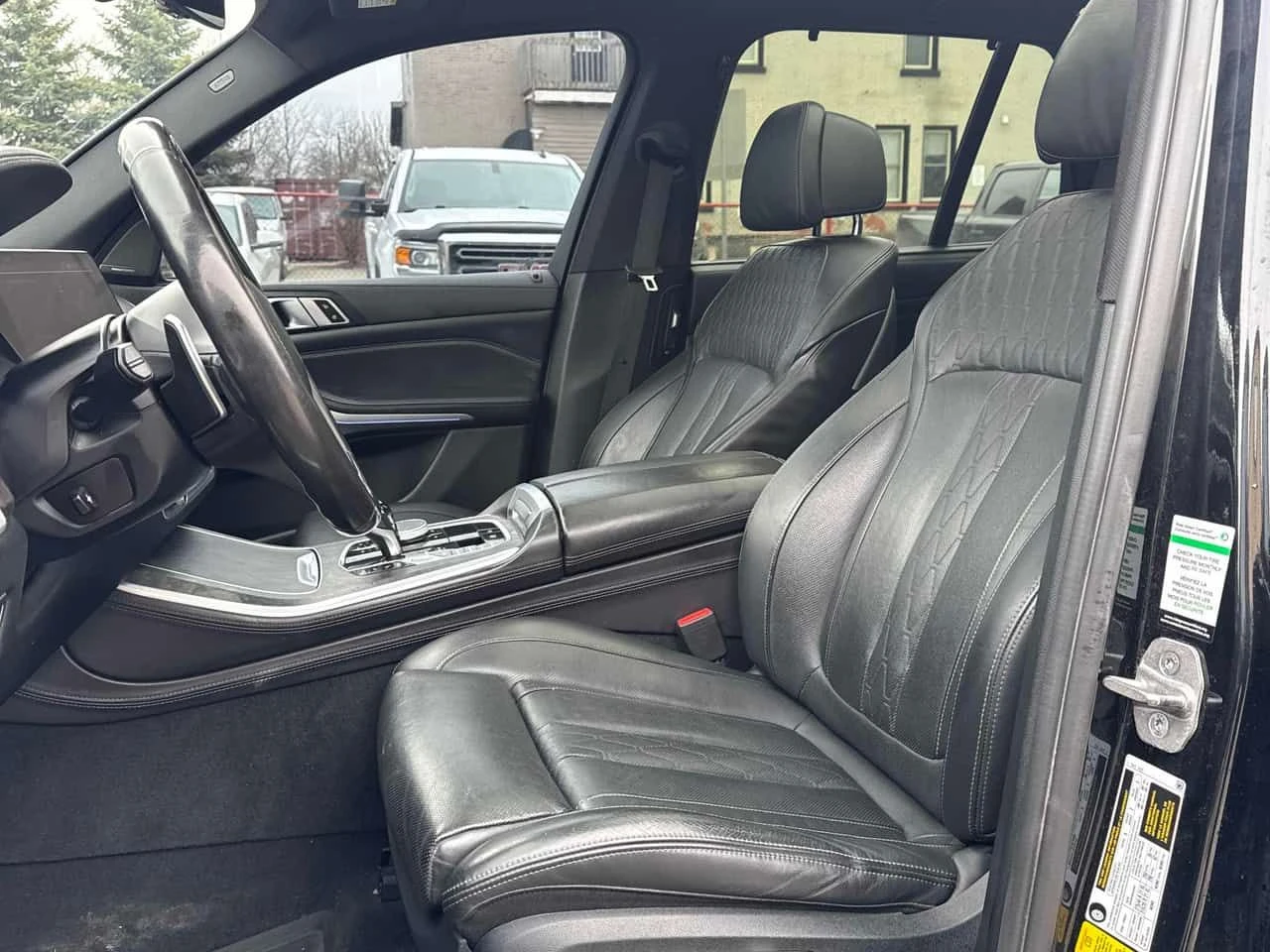 BMW X5 * M50i * CARFAX * ЦЕНА ДО БГ, снимка 17 - Автомобили и джипове - 53905649