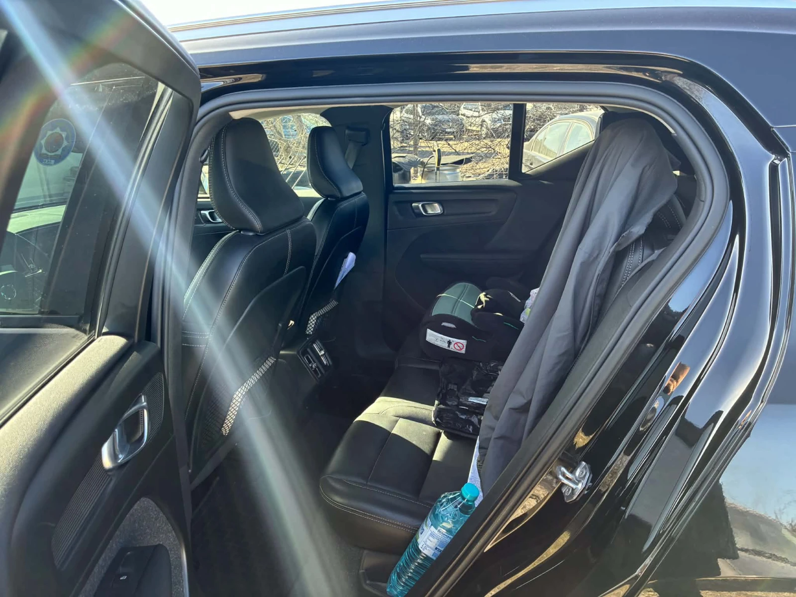 Volvo XC40, снимка 13 - Автомобили и джипове - 53922921