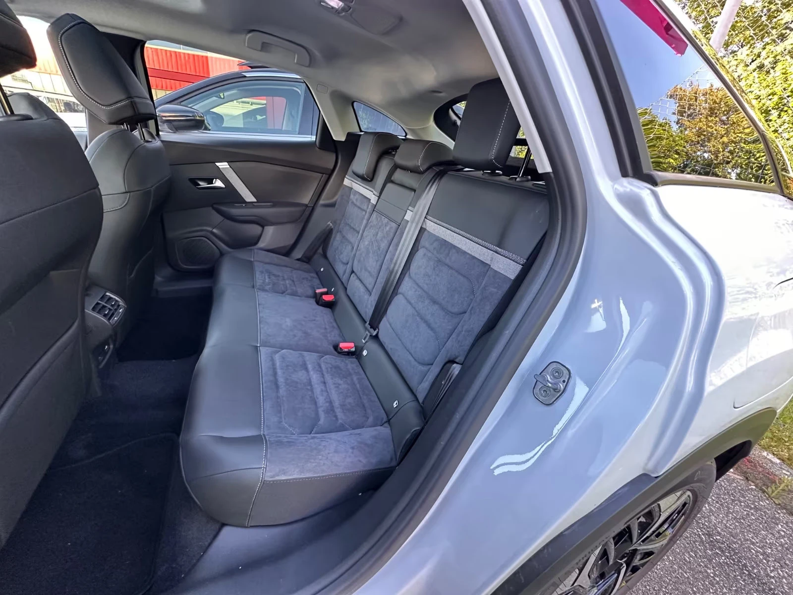 Citroen C5 Aircross MHEV/136HP/MAX/DSG/PANO/HUD/CAM/LED/NAVI/362q, снимка 15 - Автомобили и джипове - 54747828