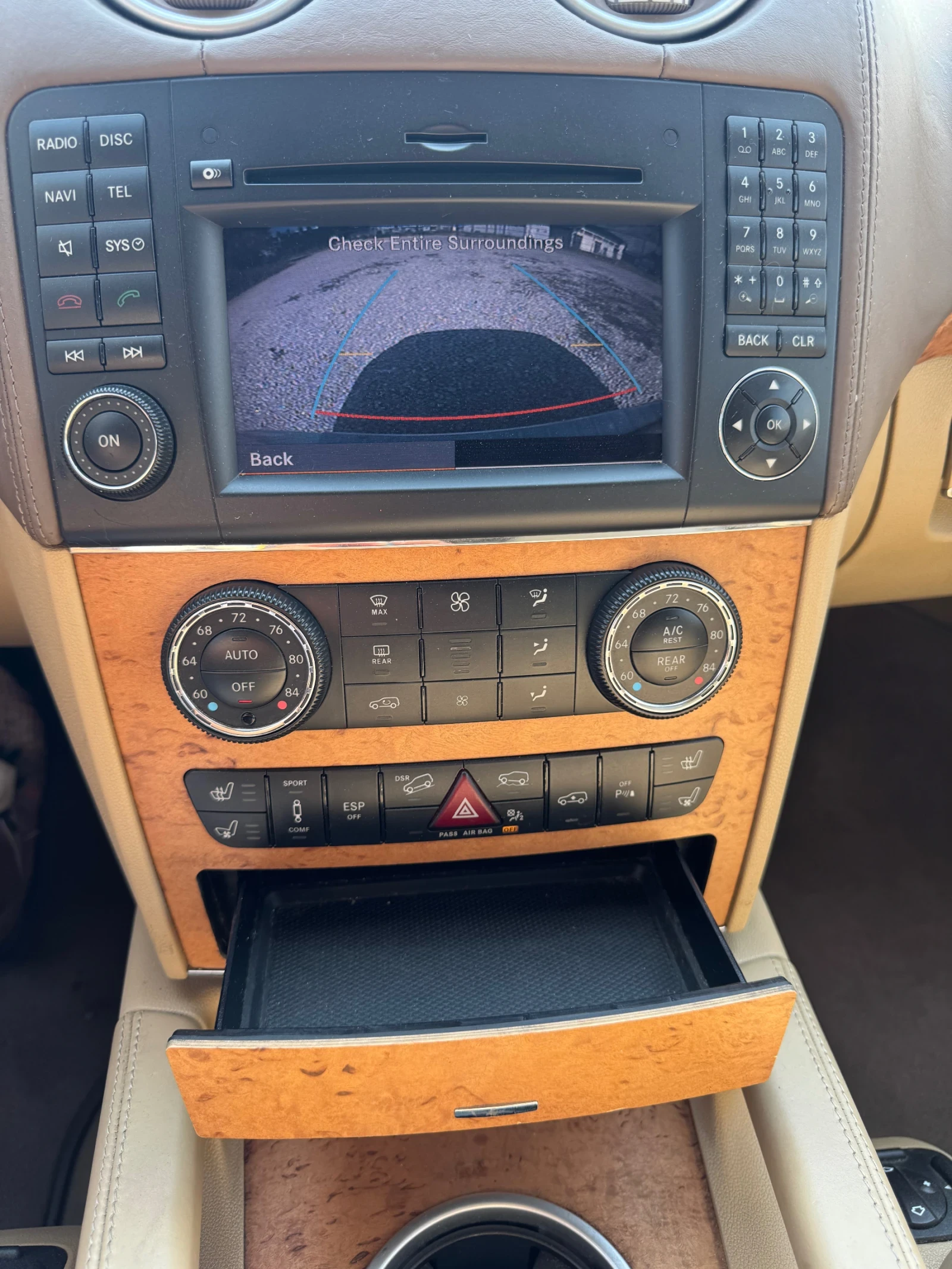 Mercedes-Benz GL 550 AMG GRAND EDITION , снимка 16 - Автомобили и джипове - 55112180