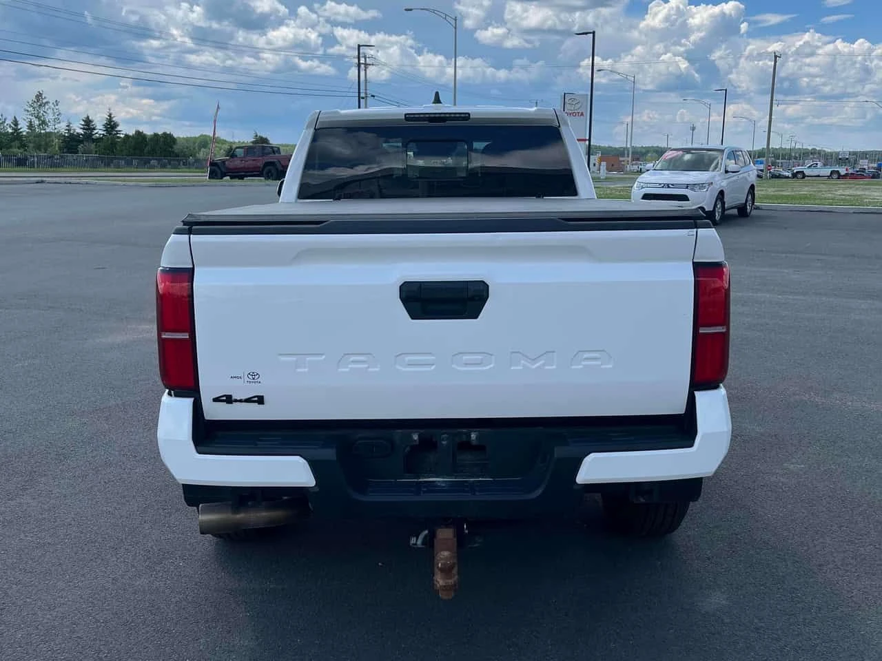 Toyota Tacoma * 4x4 Double Cab Auto * CARFAX * ЦЕНА ДО БГ, снимка 5 - Автомобили и джипове - 55143579