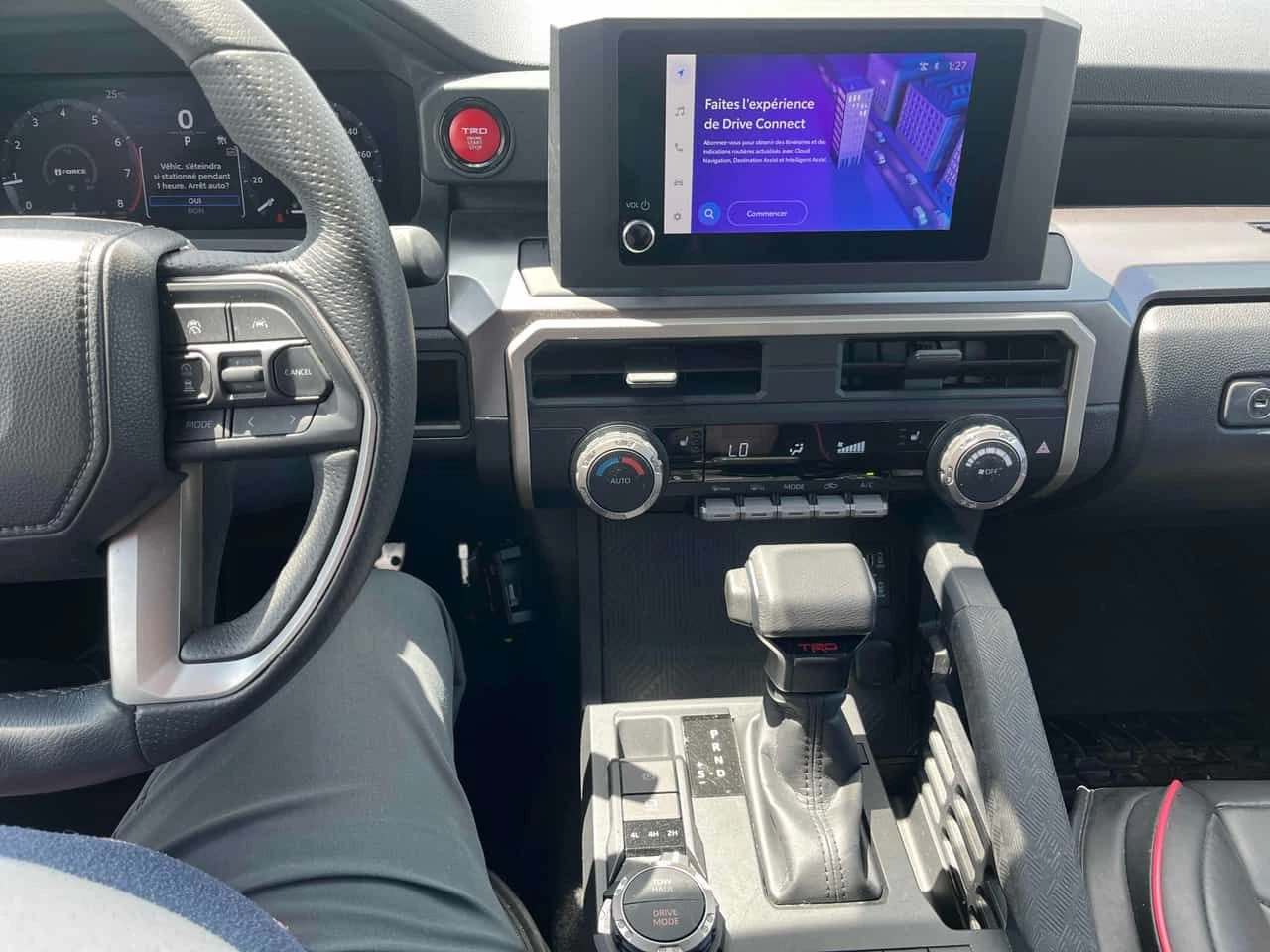Toyota Tacoma * 4x4 Double Cab Auto * CARFAX * ЦЕНА ДО БГ, снимка 8 - Автомобили и джипове - 55143579