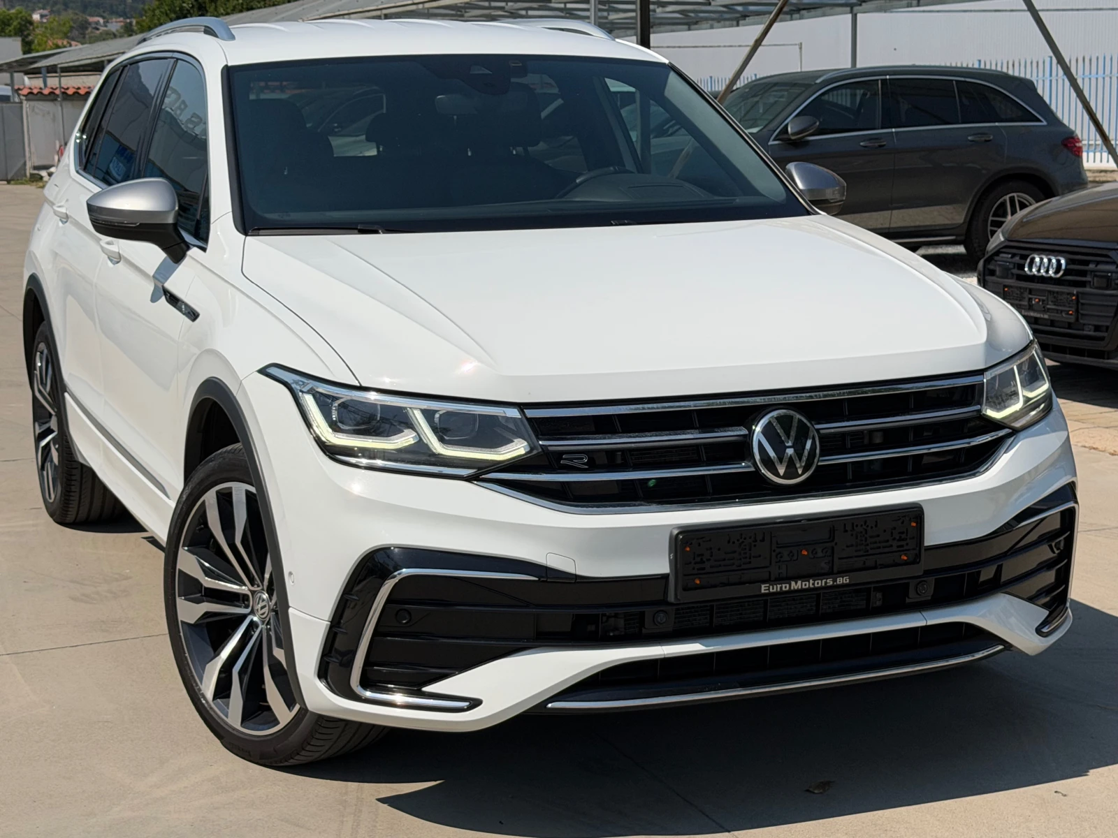 VW Tiguan Allspace 2.0TDI-200ps, 4-MOTION, R LINE-FULL SERVICE VW!!!, снимка 3 - Автомобили и джипове - 55707902