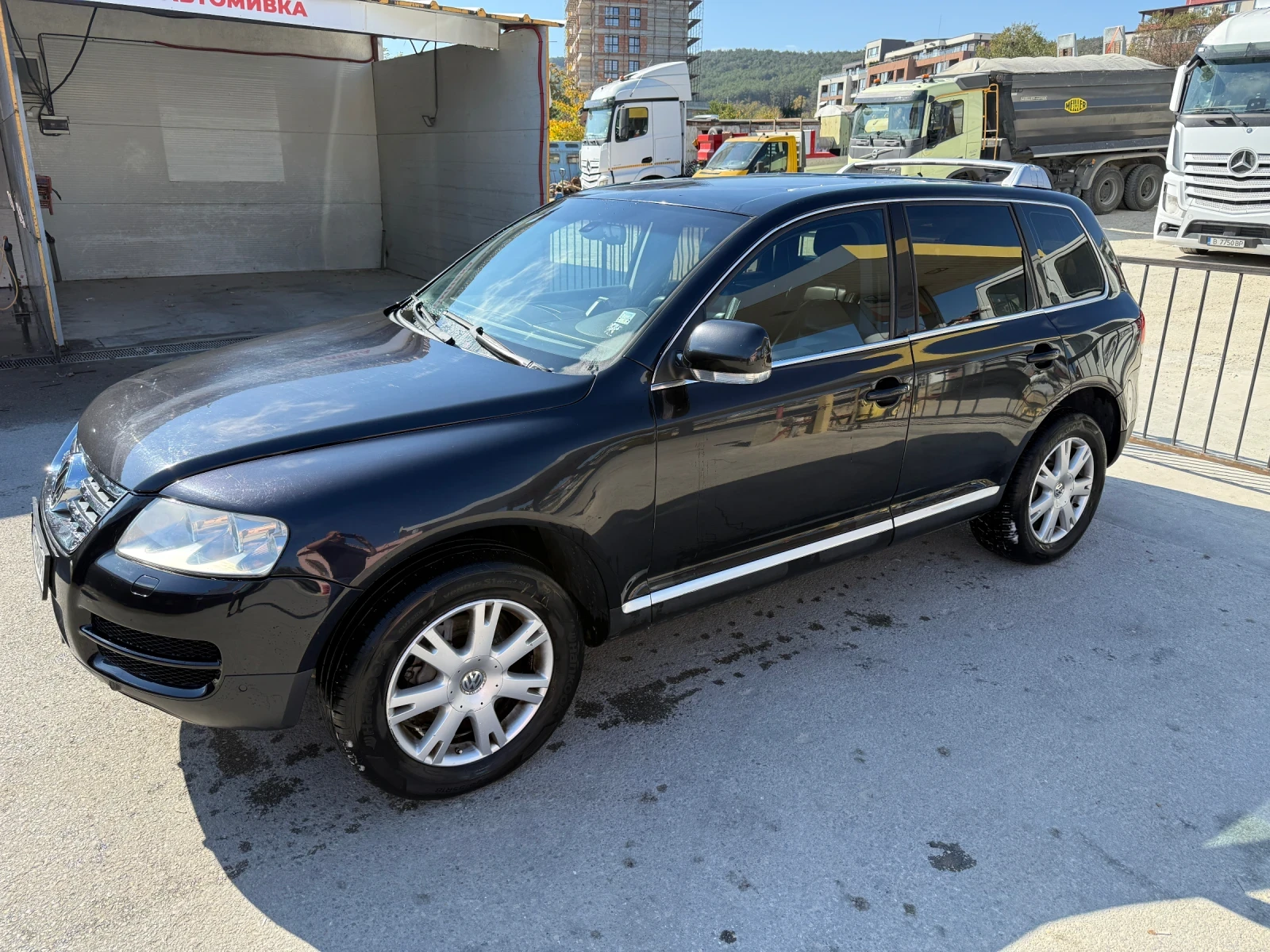 VW Touareg 7L, 4.2 бензин, снимка 2 - Автомобили и джипове - 56537914