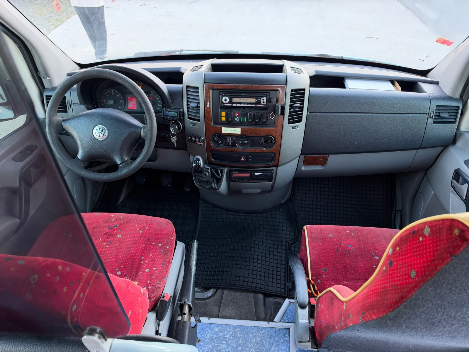 VW Crafter 23 mesta klima , снимка 7 - Бусове и автобуси - 56637440