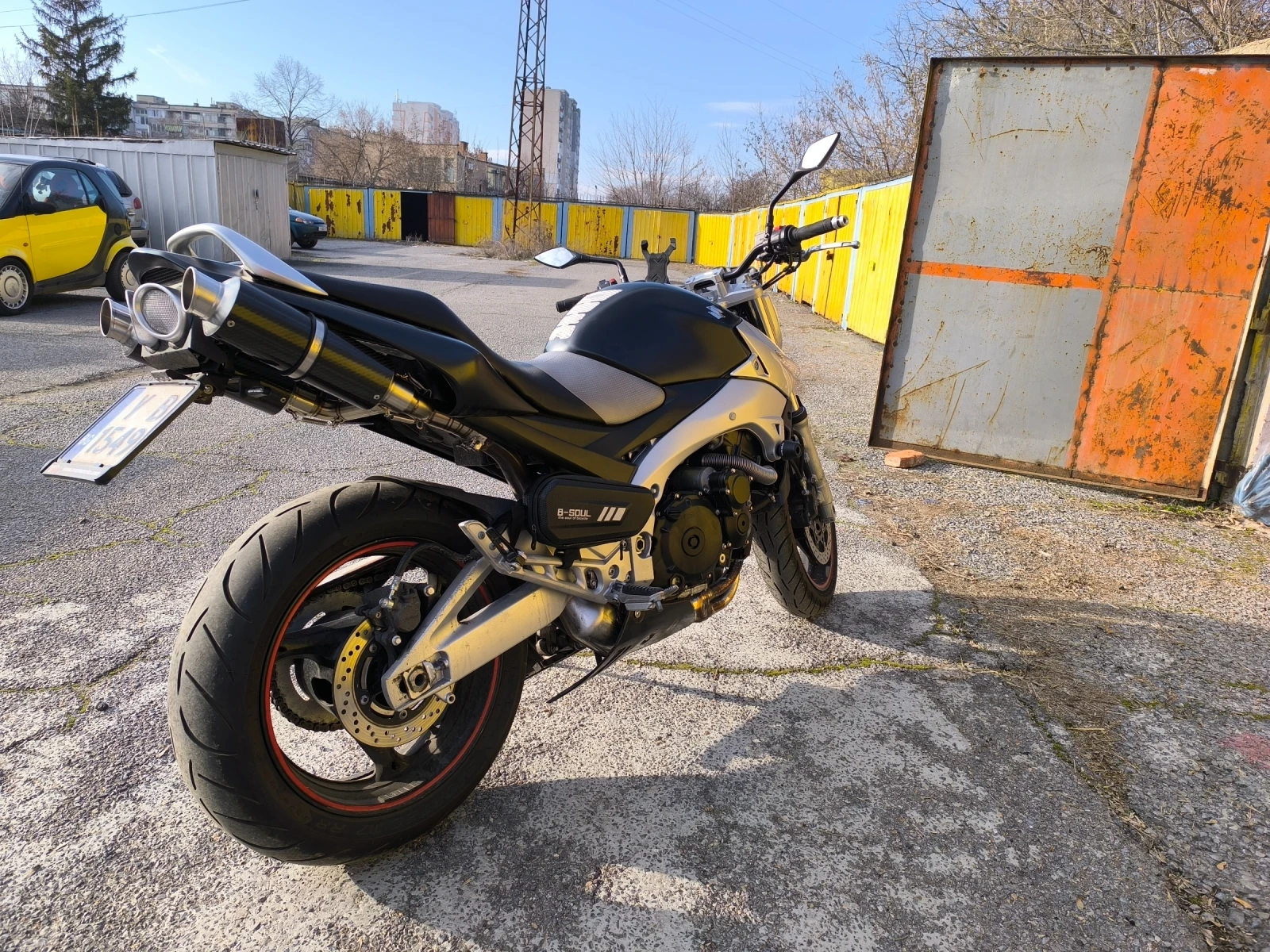 Suzuki Gsr, снимка 1