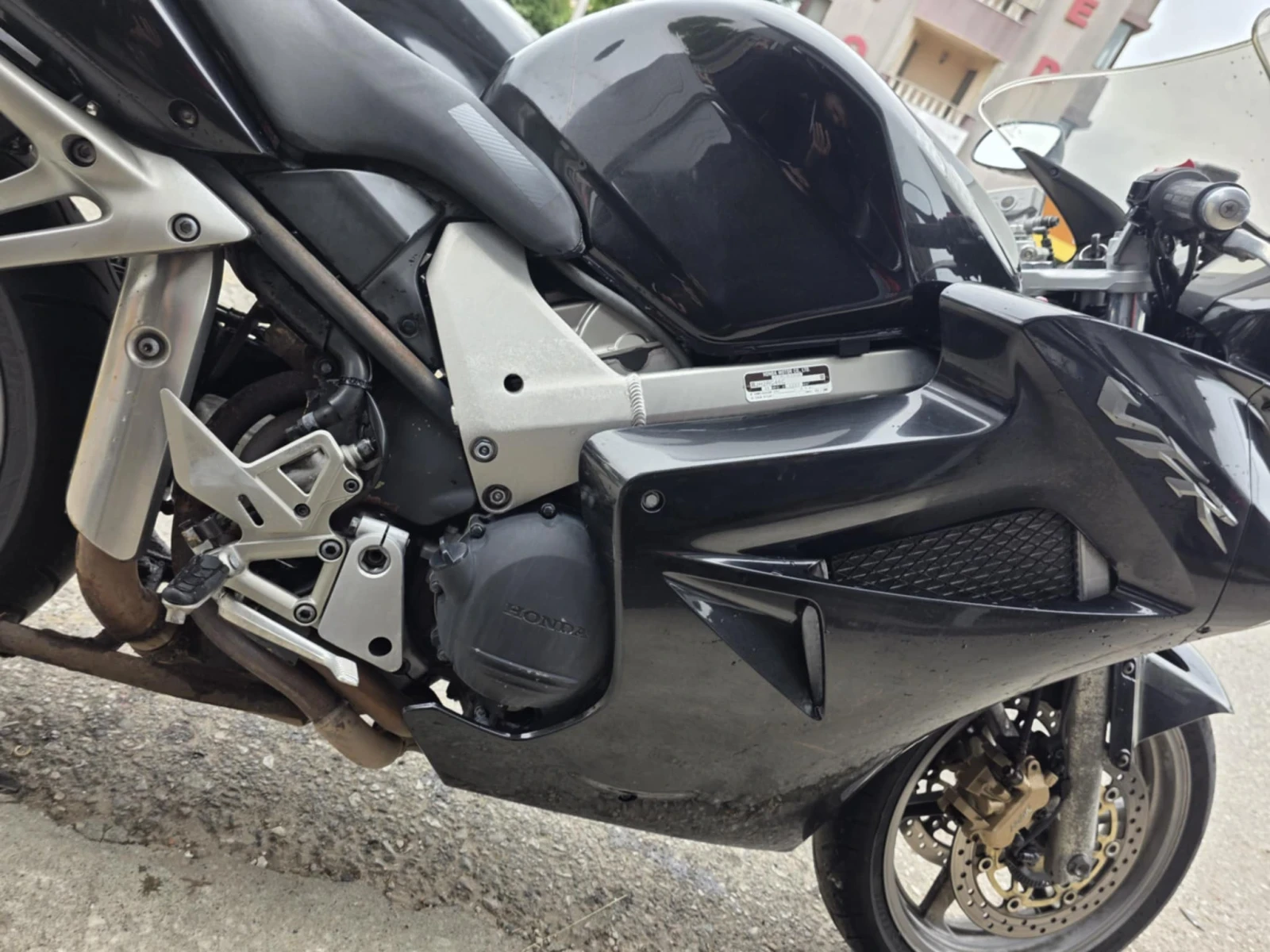 Honda Vfr 800 - изображение 7