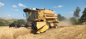 Комбайн New Holland TX36, снимка 1