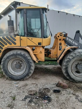 Челен товарач Volvo L40B, снимка 4