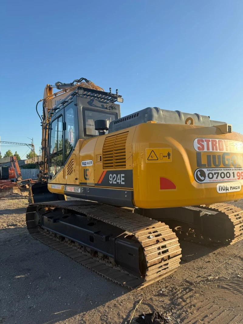 Багер JCB CLG 924E, снимка 12 - Индустриална техника - 51626060