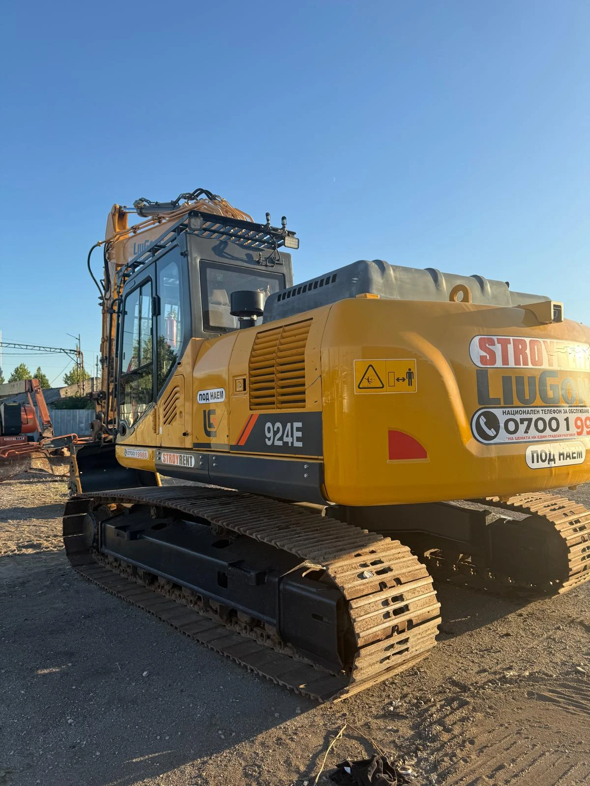 ����� JCB CLG 924E | Mobile.bg � ����������� 12