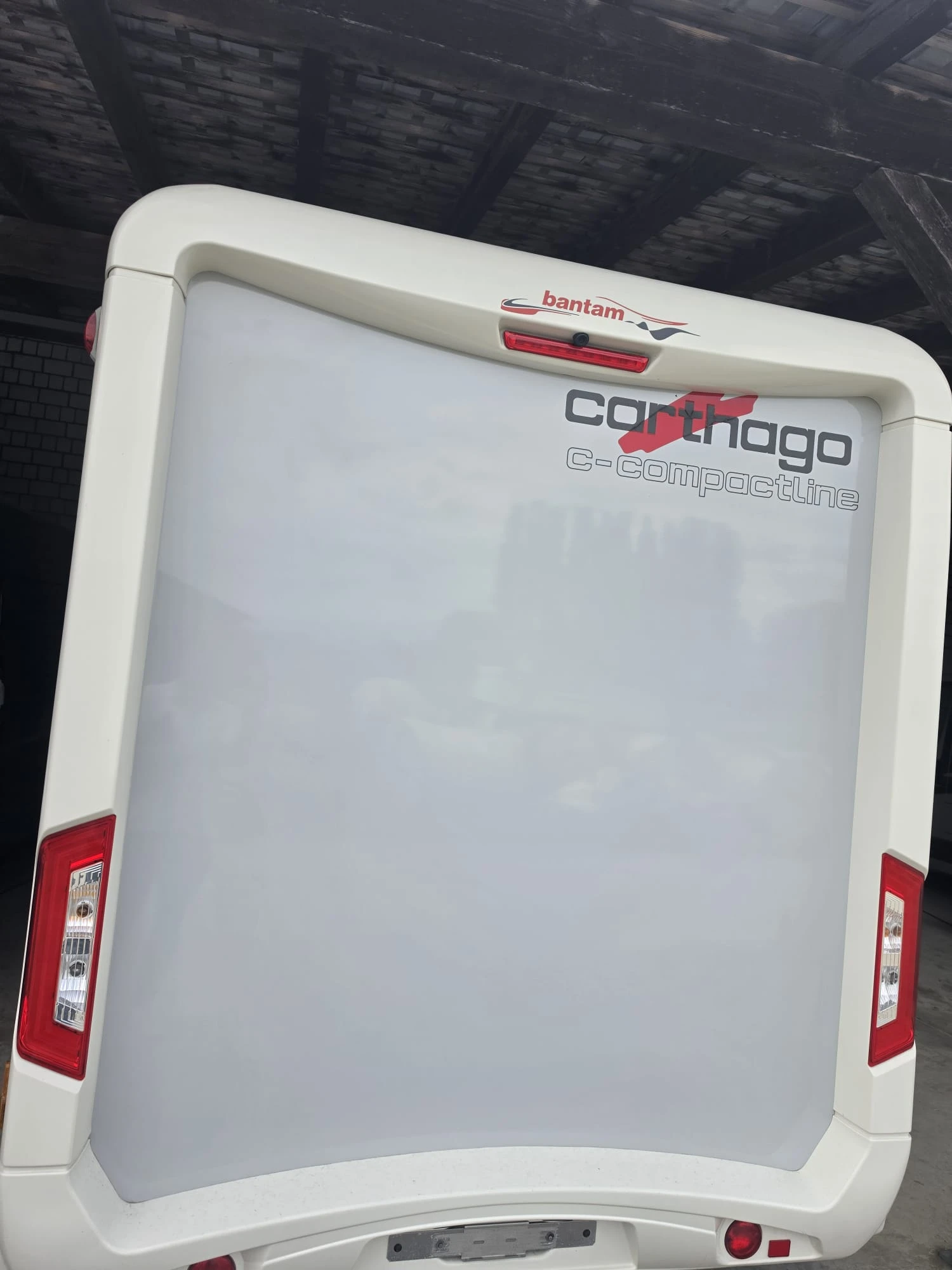 Кемпер Carthago COMPACT LINE , снимка 5 - Каравани и кемпери - 54821520