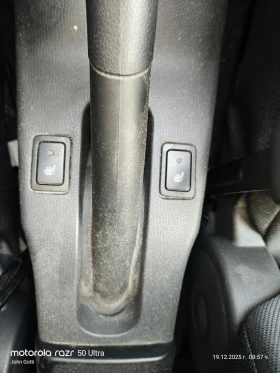 Suzuki Swift 1.5i klimatik 101k.c. Evro 4 , снимка 9