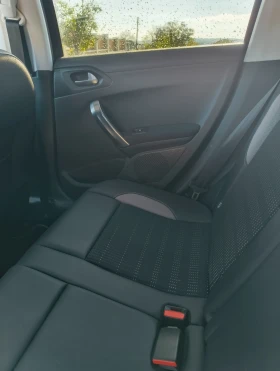 Peugeot 2008 1.2, снимка 8
