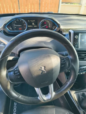 Peugeot 2008 1.2, снимка 10