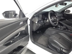Hyundai Elantra 1.6| Подгрев| Smart Key| Oбдухване| Navi|  | Auto.bg — изображение 10