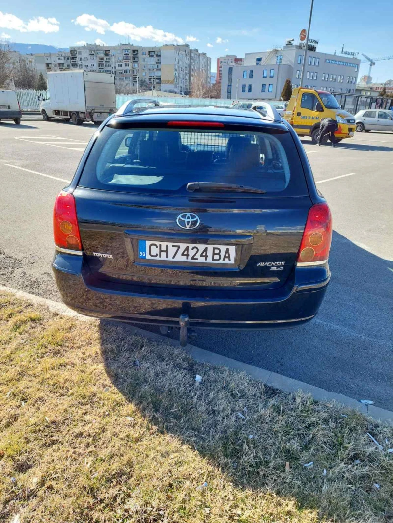 Toyota Avensis, снимка 4 - Автомобили и джипове - 39744495