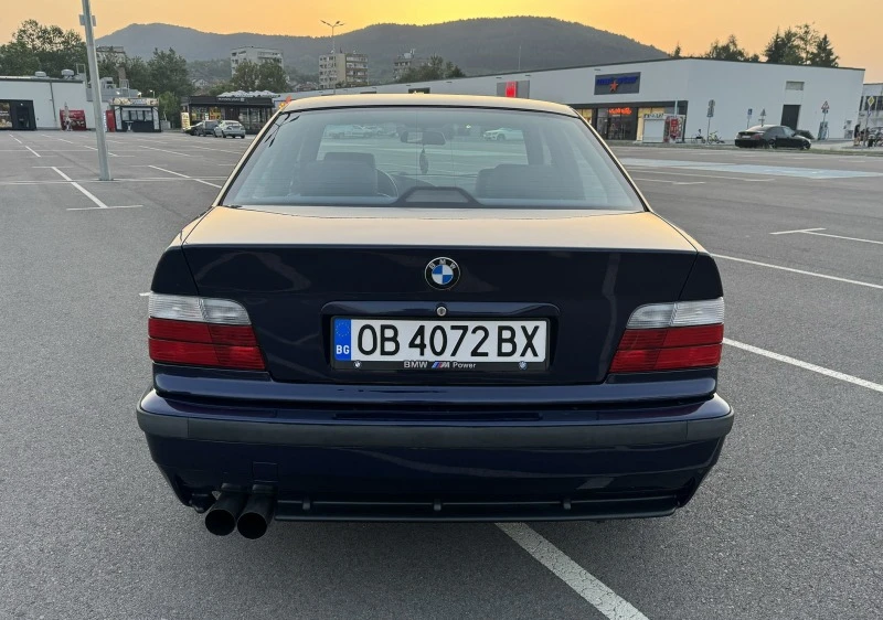 BMW 320 M-Paket, снимка 4 - Автомобили и джипове - 46318425